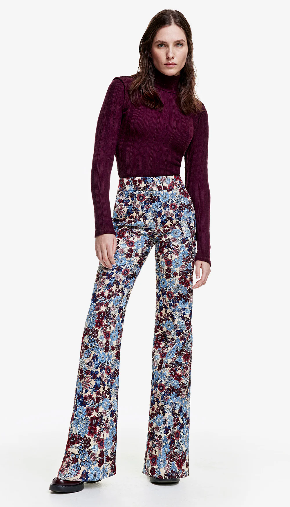 Wide Leg Pintuck Trouser